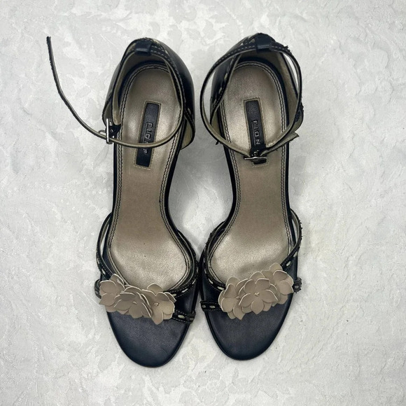Fioni Black Open Toe High‎ Heels with Faux Flowers Size 7 - Picture 9 of 12